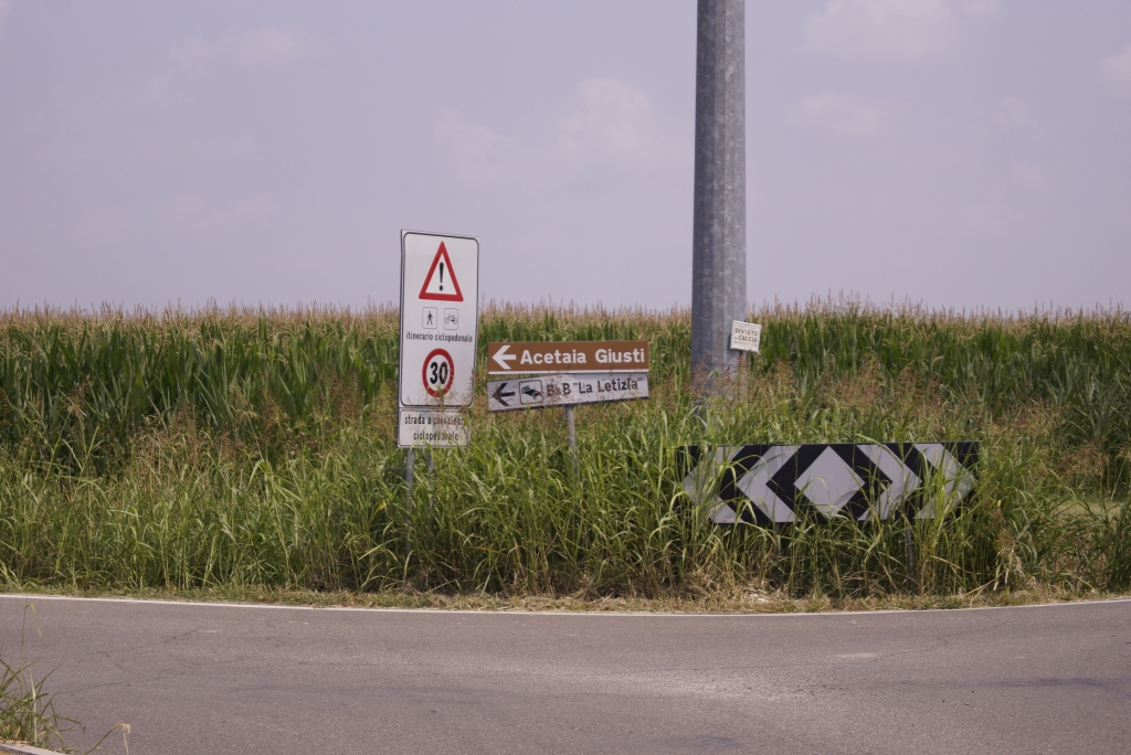 Finally a sign for the Giusti
